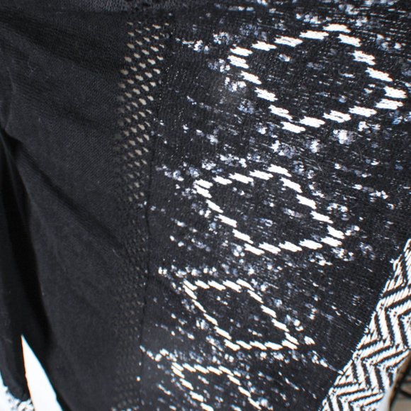 NWT Black & White Open Front Cardigan w/ Tassels Size XXL - Picture 7 of 8